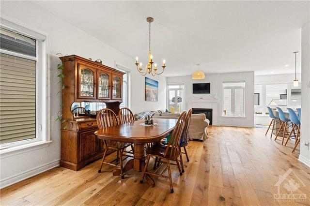 602 Gendarme Circle, House detached with 4 bedrooms, 3 bathrooms and 4 parking in Ottawa ON | Image 6