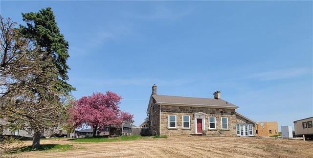 41 Bastien Street, House detached with 4 bedrooms, 2 bathrooms and null parking in Cambridge ON | Image 1