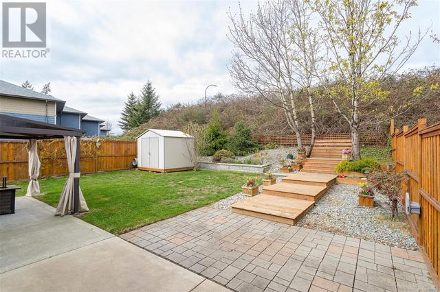 650 Strandlund Ave, House detached with 2 bedrooms, 2 bathrooms and 3 parking in Langford BC | Image 24