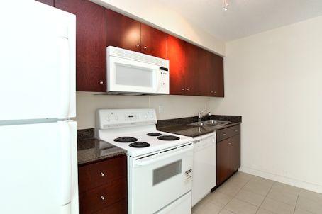 501 - 381 Front St W, Condo with 1 bedrooms, 1 bathrooms and 1 parking in Toronto ON | Image 5
