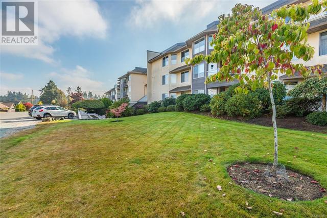 105 - 134 Fifth Ave E, Condo with 2 bedrooms, 2 bathrooms and 57 parking in Qualicum Beach BC | Image 35