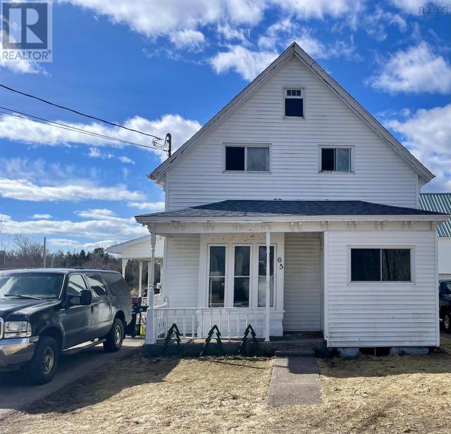 65 Beaver Dam Road, House detached with 4 bedrooms, 2 bathrooms and null parking in Cumberland, Subd. A NS | Image 1