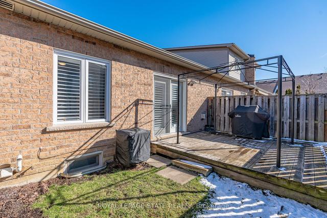 42 - 566 Southridge Dr, Townhouse with 2 bedrooms, 2 bathrooms and 2 parking in Hamilton ON | Image 19