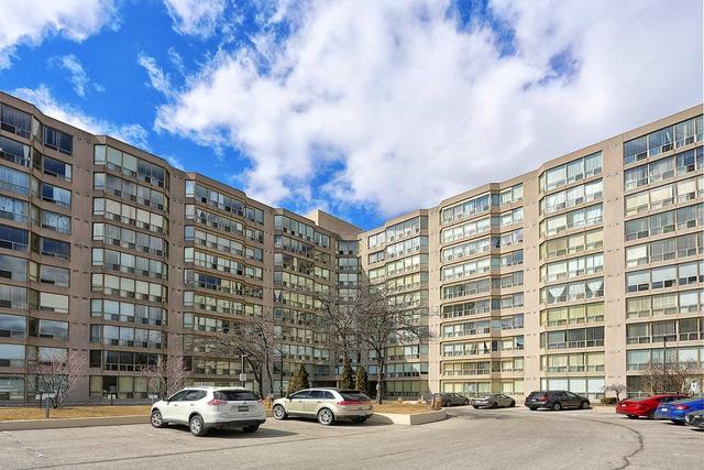 713 - 309 Major Mackenzie Dr, Condo with 2 bedrooms, 2 bathrooms and 1 parking in Richmond Hill ON | Image 12