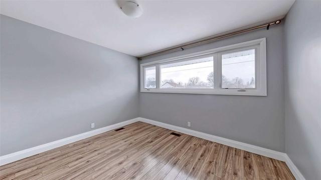 261 Wilson Rd S, House detached with 3 bedrooms, 2 bathrooms and 3 parking in Oshawa ON | Image 7