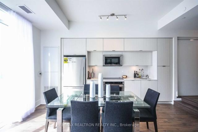 th121 - 80 Vanauley St St, Townhouse with 1 bedrooms, 2 bathrooms and 0 parking in Toronto ON | Image 5