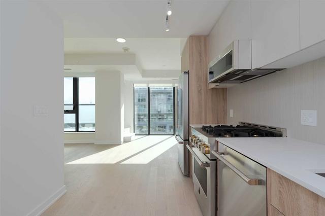 806 - 840 St Clair Ave W, Condo with 2 bedrooms, 2 bathrooms and 1 parking in Toronto ON | Image 5