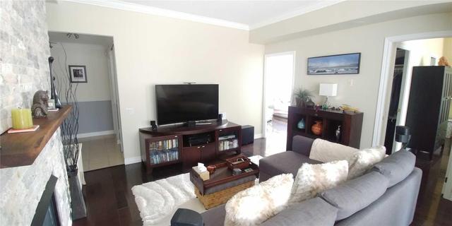 Ph7 - 50 Old Mill Rd, Condo with 2 bedrooms, 2 bathrooms and 2 parking in Oakville ON | Image 4