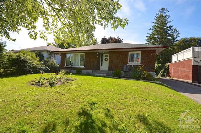 2336 Alta Vista Drive, House detached with 3 bedrooms, 2 bathrooms and 4 parking in Ottawa ON | Image 29