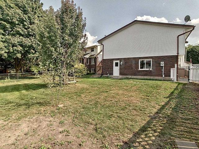 157 Woodbend Cres, House detached with 3 bedrooms, 3 bathrooms and 4 parking in Waterloo ON | Image 18
