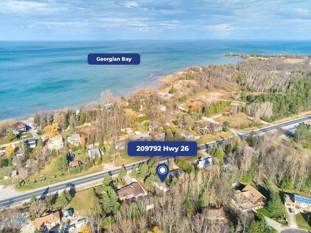 209792 Hwy 26, House detached with 2 bedrooms, 1 bathrooms and 4 parking in The Blue Mountains ON | Image 1