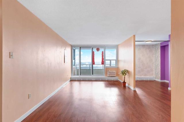 1006 - 15 Torrance Rd, Condo with 1 bedrooms, 1 bathrooms and 1 parking in Toronto ON | Image 35