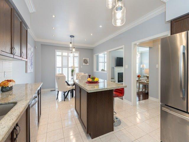 77 Landsdown Cres, House detached with 4 bedrooms, 4 bathrooms and 2 parking in Markham ON | Image 7