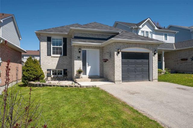 14 Moir Cres, House detached with 3 bedrooms, 2 bathrooms and 3 parking in Barrie ON | Image 1