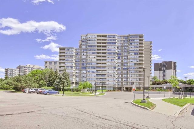 1009 - 11 Townsgate Dr, Condo with 2 bedrooms, 2 bathrooms and 1 parking in Vaughan ON | Card Image