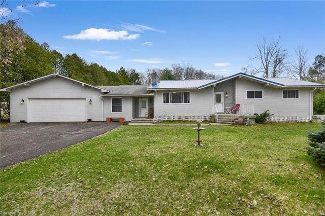 2209 Hallecks Road W, House detached with 4 bedrooms, 2 bathrooms and 8 parking in Elizabethtown Kitley ON | Image 23