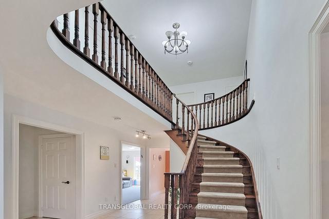 195 Brownridge Dr, House detached with 5 bedrooms, 5 bathrooms and 4 parking in Vaughan ON | Image 12