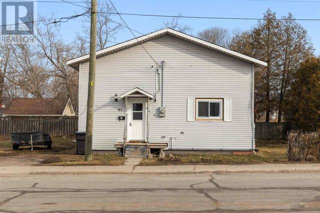 91 Spruce St, House detached with 2 bedrooms, 1 bathrooms and null parking in Sault Ste. Marie ON | Image 24