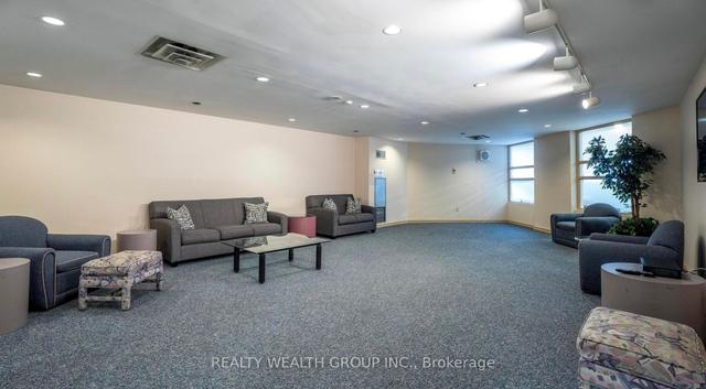 908 - 10 Laurelcrest St, Condo with 2 bedrooms, 1 bathrooms and 2 parking in Brampton ON | Image 17