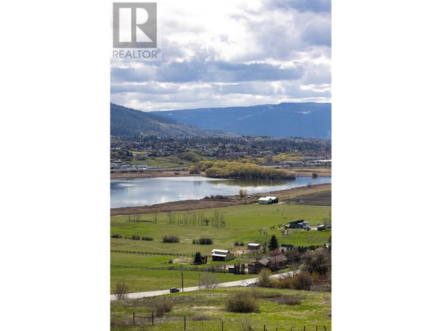6841 Raven Road, House detached with 7 bedrooms, 3 bathrooms and 4 parking in North Okanagan B BC | Image 53
