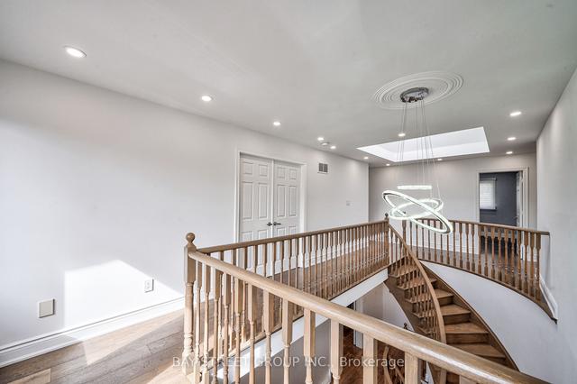 222 Hollywood Ave, House detached with 5 bedrooms, 7 bathrooms and 6 parking in Toronto ON | Image 10