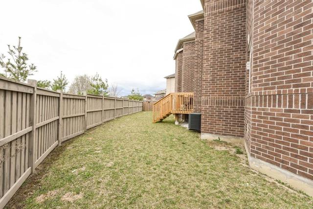 20 Bailey Pl, House detached with 4 bedrooms, 4 bathrooms and 4 parking in Brampton ON | Image 8