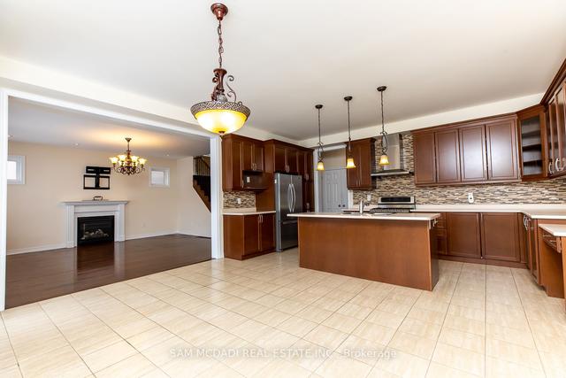 4 Jewelville St, House detached with 4 bedrooms, 4 bathrooms and 6 parking in Brampton ON | Image 27