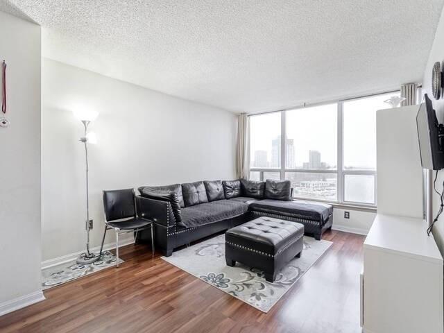 1007 - 10 Laurelcrest St, Condo with 2 bedrooms, 1 bathrooms and 1 parking in Brampton ON | Image 23