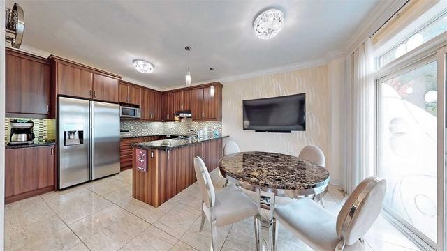 2 Fierheller Crt, House detached with 4 bedrooms, 4 bathrooms and 3 parking in Markham ON | Image 2