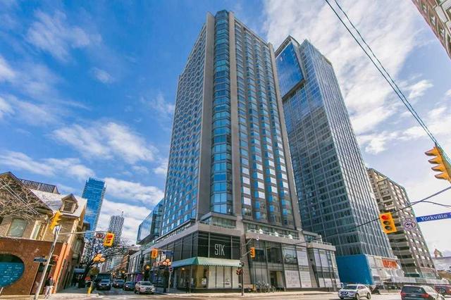 1018 - 155 Yorkville Ave, Condo with 0 bedrooms, 1 bathrooms and null parking in Toronto ON | Image 1