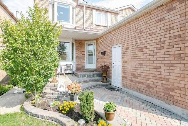 32 Forrester Dr E, House detached with 4 bedrooms, 4 bathrooms and 5 parking in Brampton ON | Image 23