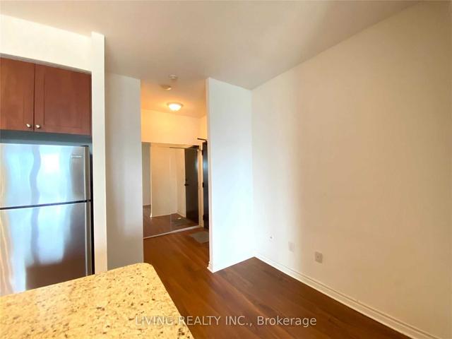 3206 - 385 Prince Of Wales Dr, Condo with 1 bedrooms, 1 bathrooms and 1 parking in Mississauga ON | Image 22