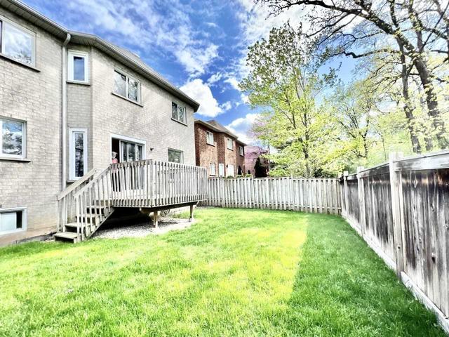 4240 Sagebrush Tr, House detached with 4 bedrooms, 3 bathrooms and 5 parking in Mississauga ON | Image 21
