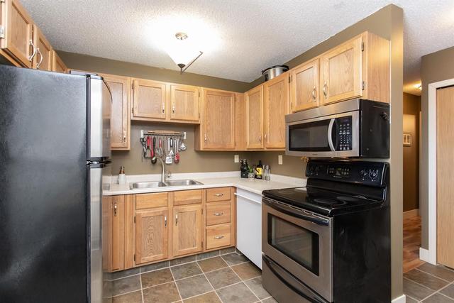 302 - 7031 Gray Drive, Condo with 1 bedrooms, 1 bathrooms and 1 parking in Red Deer AB | Image 3