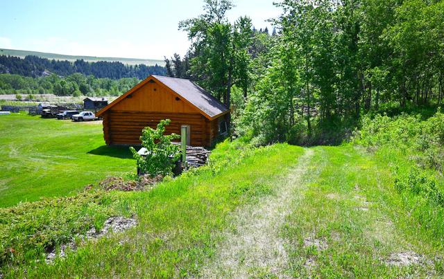 1327 Twp Rd 8 4, House detached with 4 bedrooms, 4 bathrooms and null parking in Pincher Creek No. 9 AB | Image 6