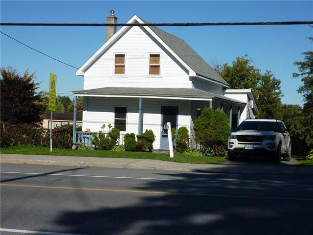1655 Landry Street, House detached with 3 bedrooms, 1 bathrooms and 2 parking in Clarence Rockland ON | Image 1