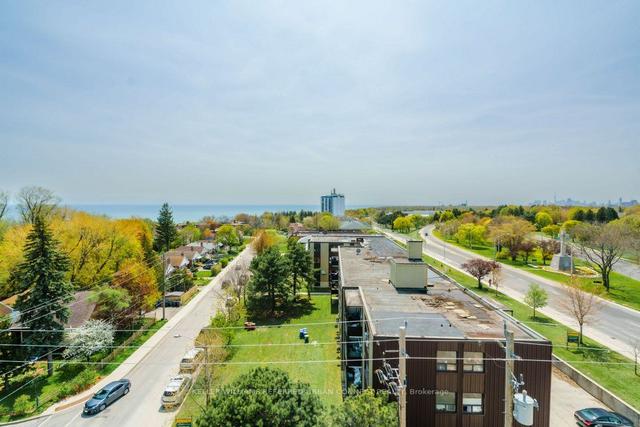 620 - 2201 Kingston Rd, Condo with 2 bedrooms, 2 bathrooms and 1 parking in Toronto ON | Image 6