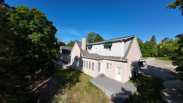 13768 Highway 6, House detached with 4 bedrooms, 10 bathrooms and 0 parking in Assiginack ON | Image 6