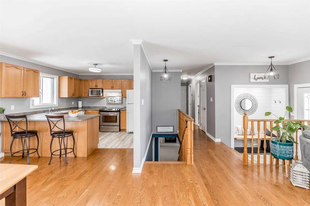 1968 Line 2 North Line N, House detached with 2 bedrooms, 3 bathrooms and 7 parking in Oro Medonte ON | Image 8