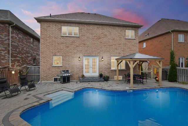 18 Antrim Crt, House detached with 3 bedrooms, 3 bathrooms and 6 parking in Caledon ON | Image 19