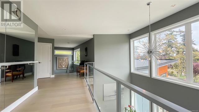 3894 Wilkinson Rd, House detached with 6 bedrooms, 5 bathrooms and 6 parking in Saanich BC | Image 19