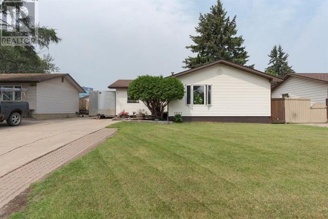 34 Birch Road, House detached with 5 bedrooms, 2 bathrooms and 6 parking in Wood Buffalo AB | Image 49