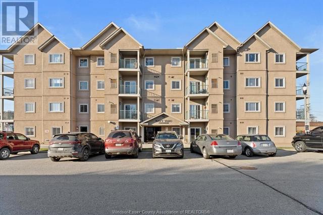 208 - 90 Murray, Condo with 2 bedrooms, 2 bathrooms and null parking in Amherstburg ON | Image 2