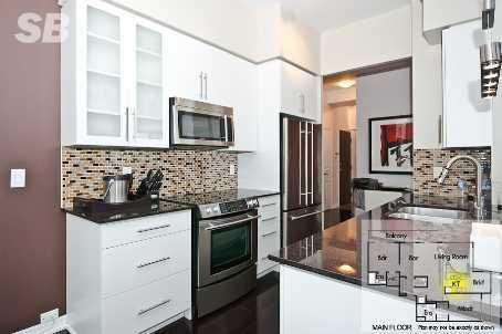 lph 1 - 225 Webb Dr, Condo with 2 bedrooms, 3 bathrooms and 2 parking in Mississauga ON | Image 3