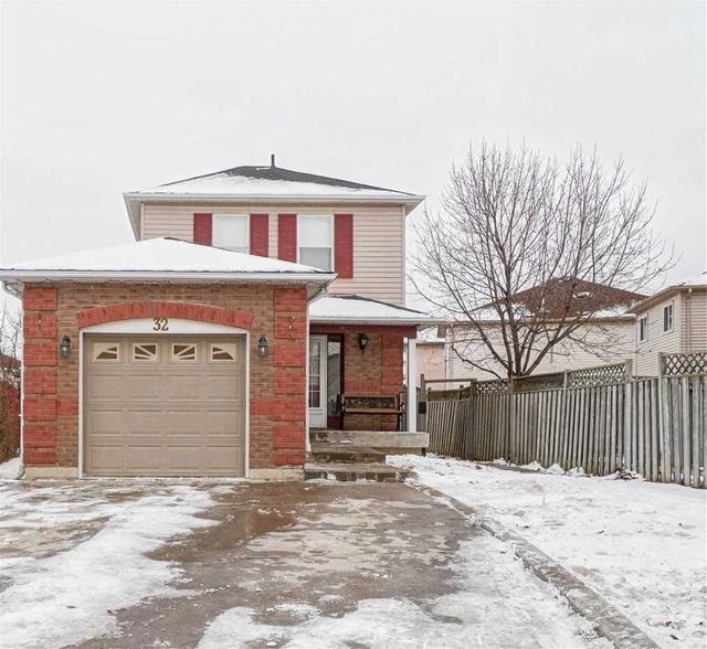 32 Saddlecreek Crt S, House detached with 3 bedrooms, 4 bathrooms and 5 parking in Brampton ON | Image 1