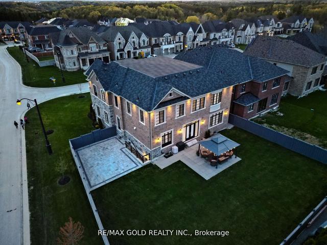 1 Mary Natasha Crt, House detached with 5 bedrooms, 6 bathrooms and 9 parking in Vaughan ON | Image 31