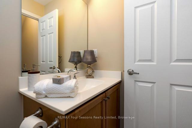 10c - 39 North Maple St, Townhouse with 3 bedrooms, 3 bathrooms and 4 parking in Collingwood ON | Image 2