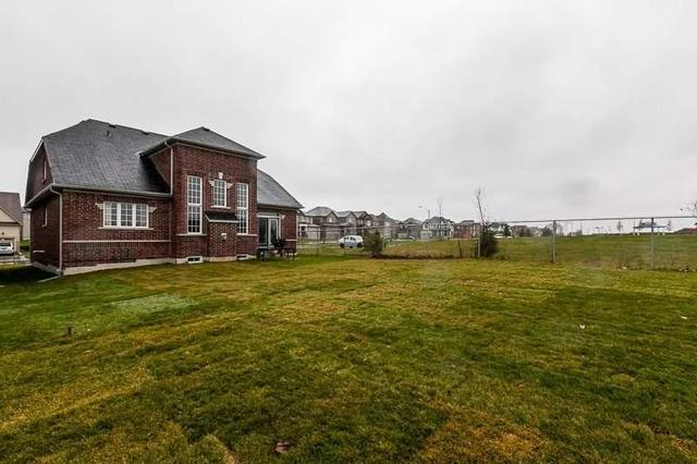 50 Grady Dr, House detached with 4 bedrooms, 3 bathrooms and 2 parking in Clarington ON | Image 19
