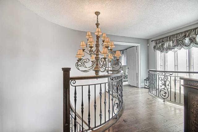 5279 Drenkelly Crt, House detached with 4 bedrooms, 4 bathrooms and 8 parking in Mississauga ON | Image 10
