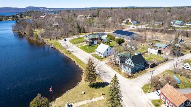 505 Gladstone Avenue, House detached with 2 bedrooms, 1 bathrooms and 2 parking in Greater Madawaska ON | Image 8